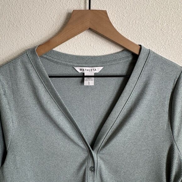 Athleta Top Womens Large Green Uptempo Ribbed Knit Henley Comfy Soft Stretch - Picture 6 of 15